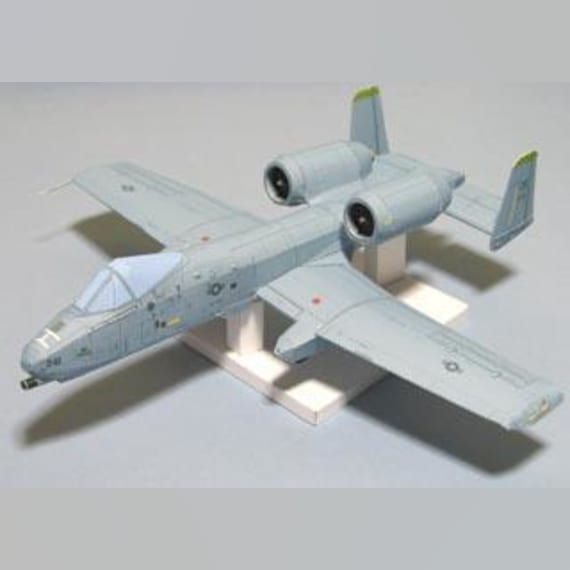 Штурмовик Fairchild Republic A-10 Thunderbolt II