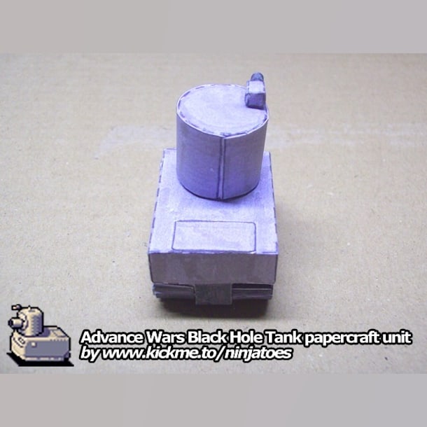 Бумажная модель Танк Black Hole Tank (Advance Wars)