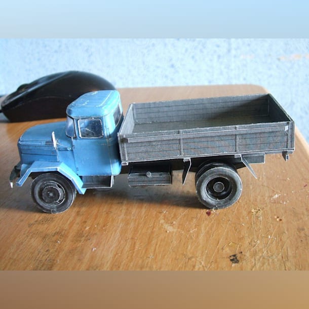 Журнал Novamodel - 21 - Бортовой грузовик Амур-53131, масштаб 1:43