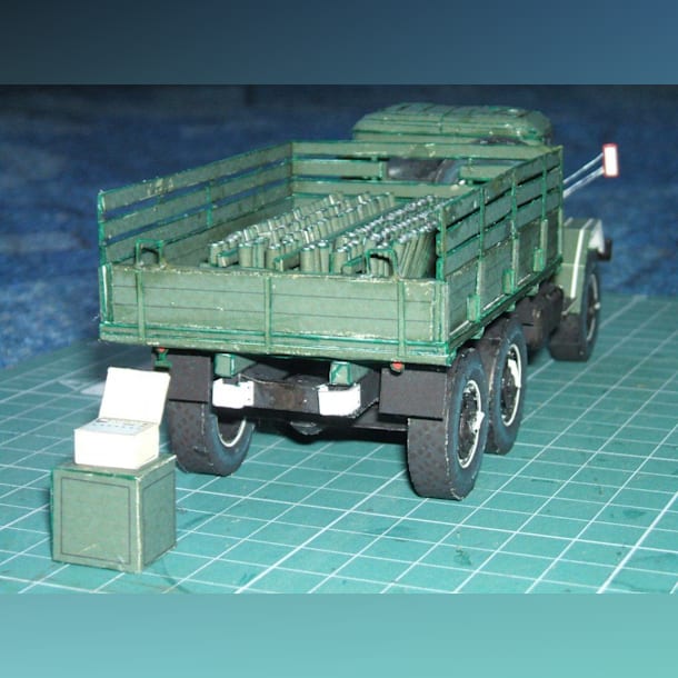 Журнал Novamodel - 17 - Грузовик ЗИЛ-131 с салютной установкой 2А30М, масштаб 1:43