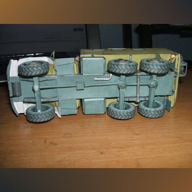 Журнал Novamodel - 15 - Грузовик ЗИЛ-131 КУНГ, масштаб 1:43