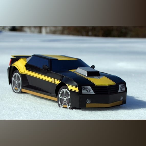Трансформер Бамблби Chevrolet Camaro (Трансформеры: Прайм)