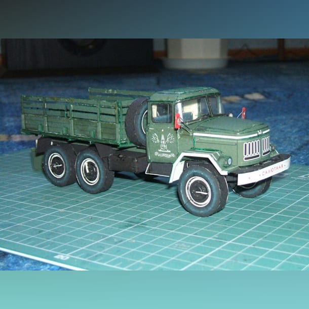 Журнал Novamodel - 17 - Грузовик ЗИЛ-131 с салютной установкой 2А30М, масштаб 1:43