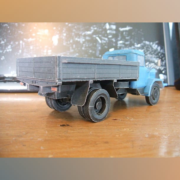 Журнал Novamodel - 21 - Бортовой грузовик Амур-53131, масштаб 1:43