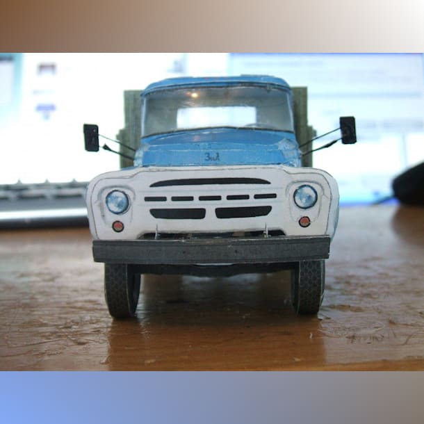 Журнал Novamodel - 20 - Грузовик ЗИЛ-130, масштаб 1:43